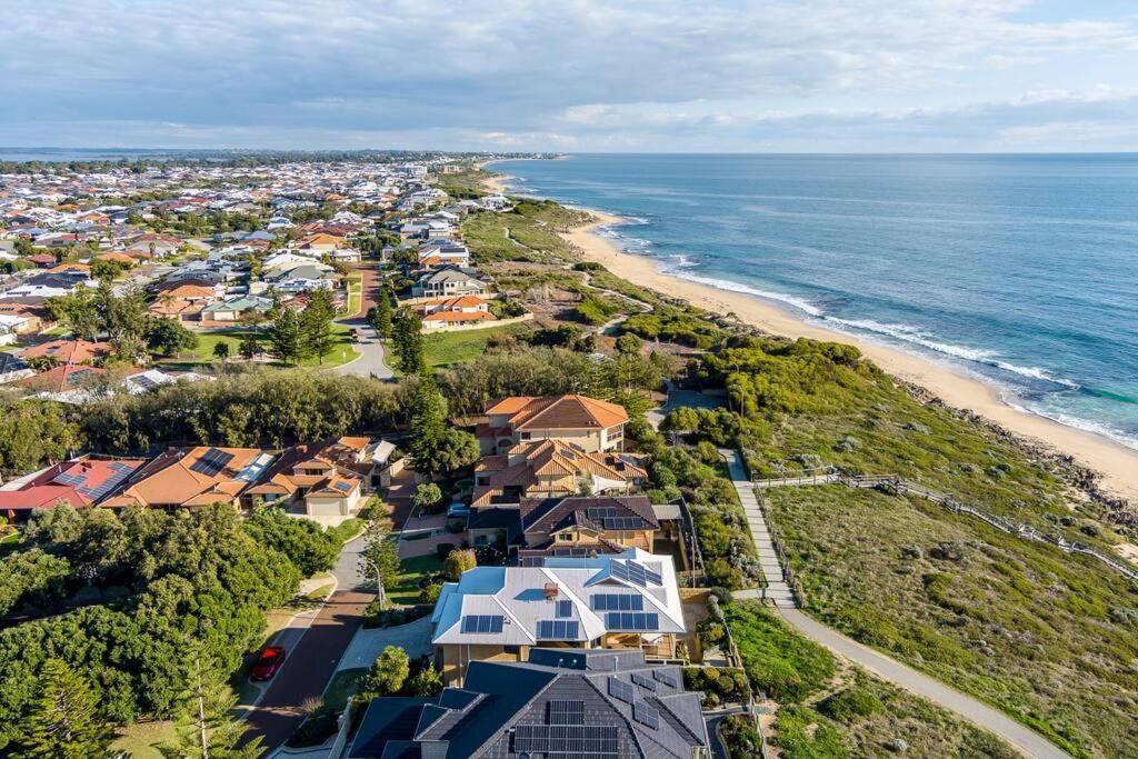 Absolute Oceanfront Escape Villa Mandurah Exterior photo