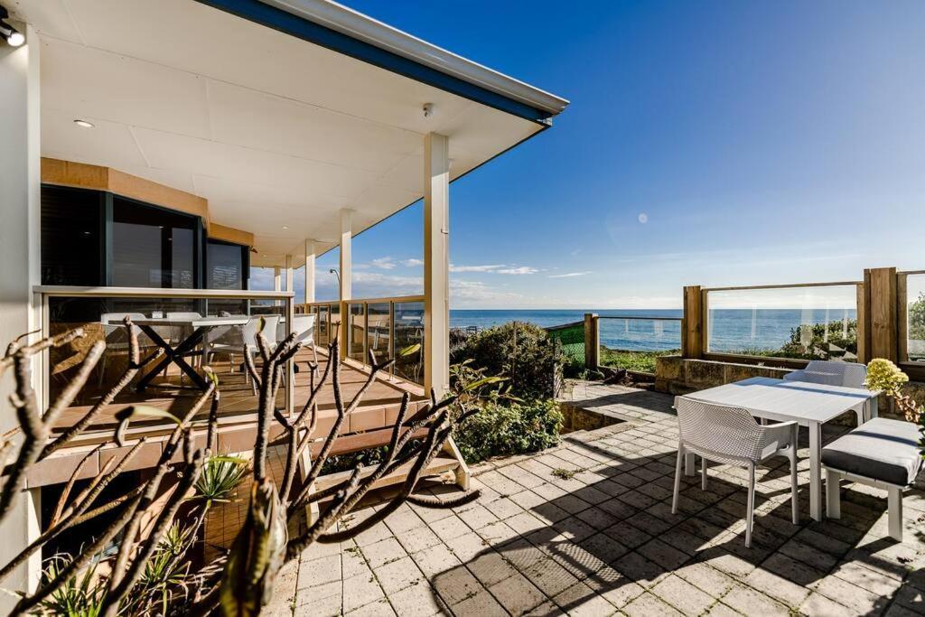 Absolute Oceanfront Escape Villa Mandurah Exterior photo